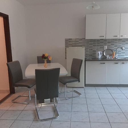 Apartman Curcic Knin Exterior foto