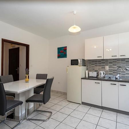 Apartman Curcic Knin Exterior foto