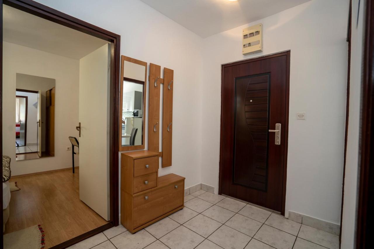 Apartman Curcic Knin Exterior foto