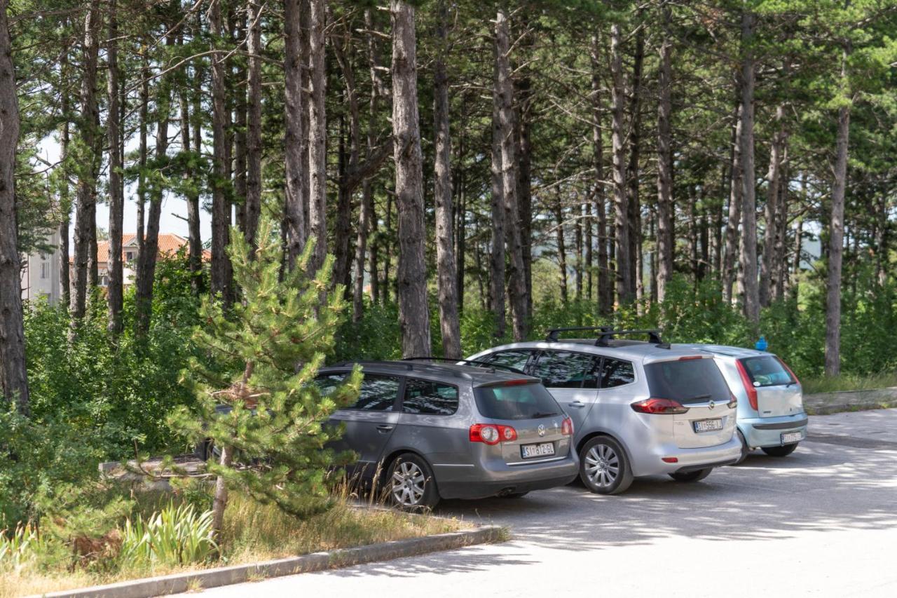 Apartman Curcic Knin Exterior foto