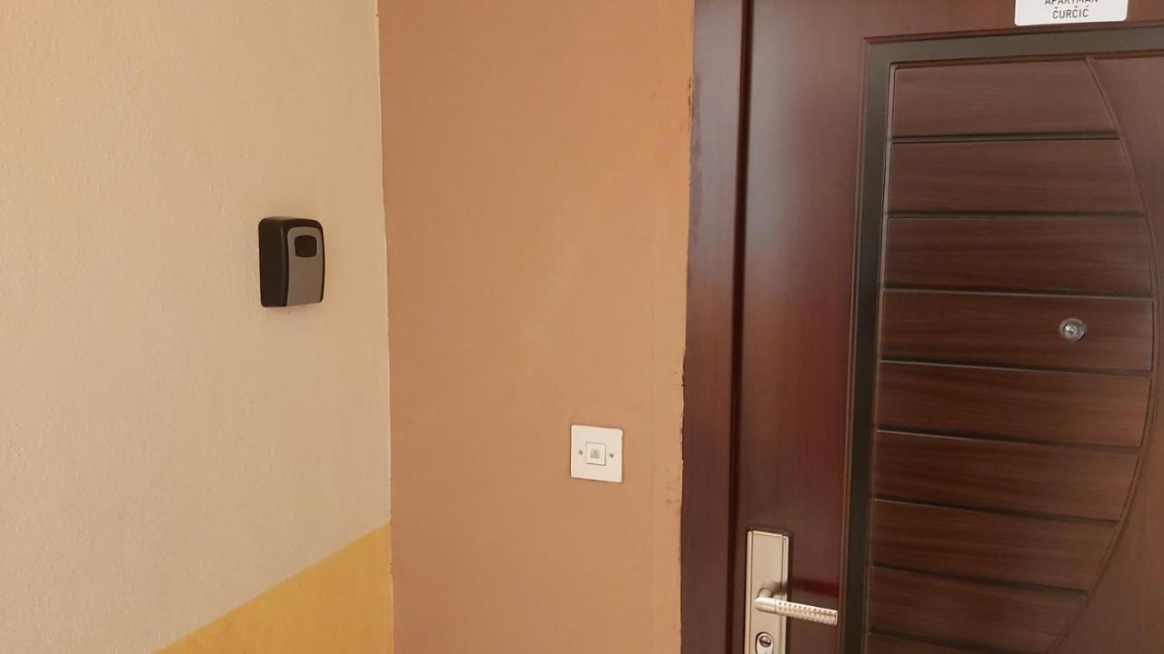 Apartman Curcic Knin Exterior foto